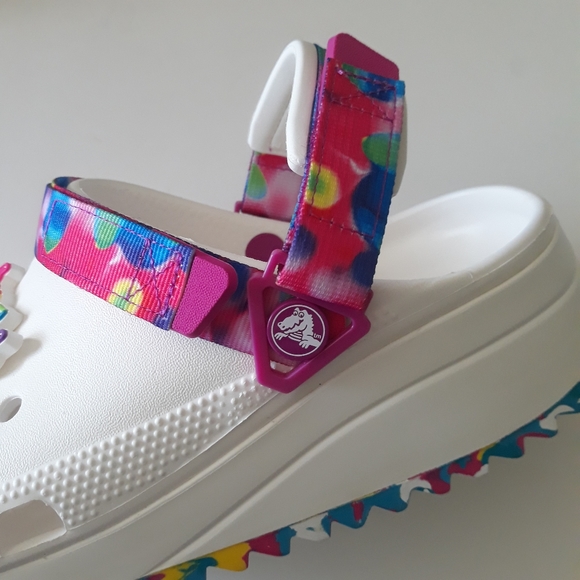 (New) Crocs Hiker Clogs (W10/M8) & Lisa Frank Jibbitz Set - Picture 5 of 11